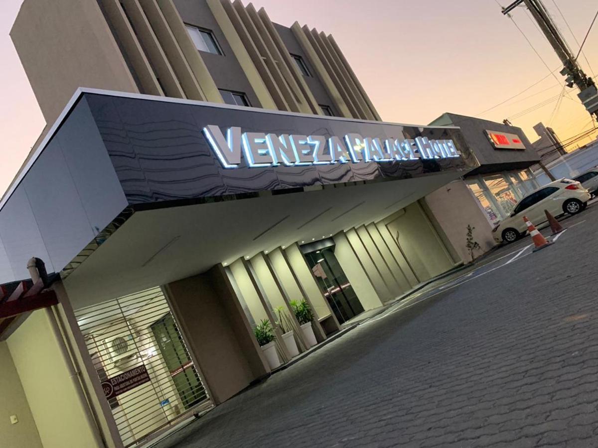 Hotel Veneza Cuiaba  Bagian luar foto