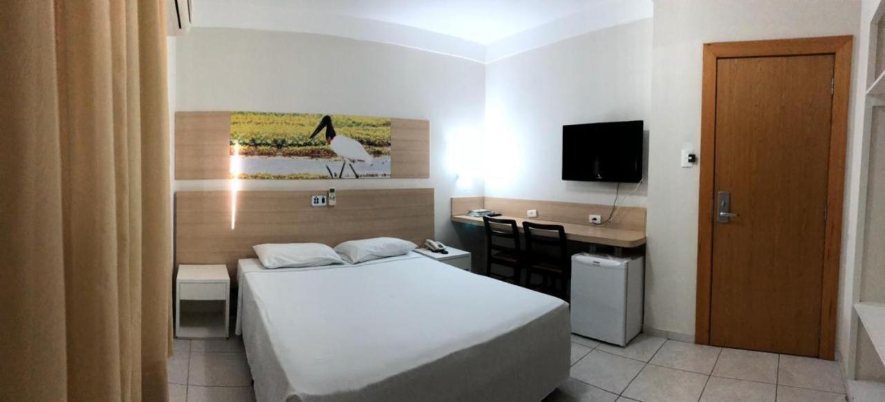 Hotel Veneza Cuiaba  Bagian luar foto
