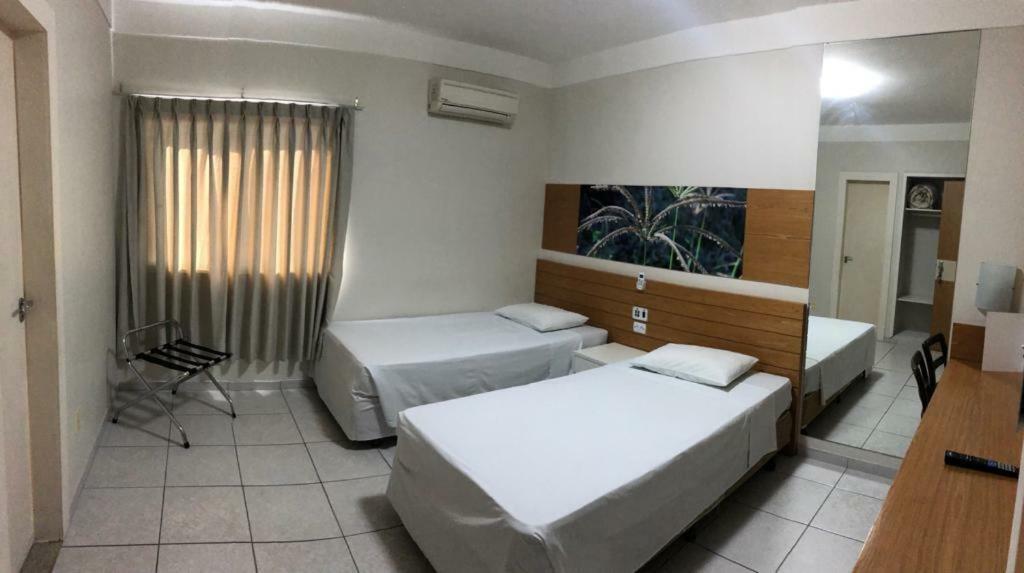 Hotel Veneza Cuiaba  Bagian luar foto
